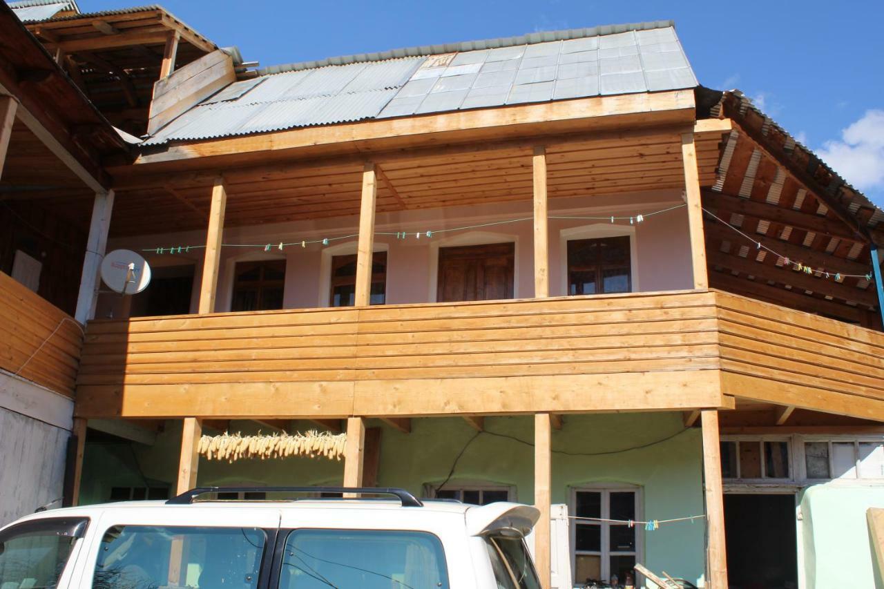 Ecohouse Svaneti Местия Экстерьер фото